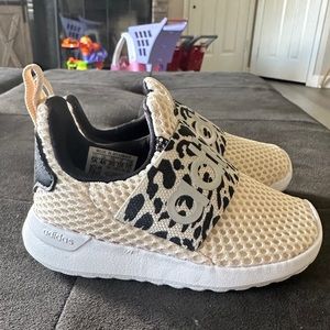 Toddler Adidas Shoes size 5